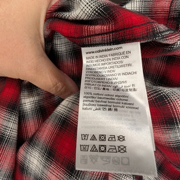 Calvin Klein Jeans Men's XL Plaid Short Sleeve Button Up Shirt Red Black Pocket - Picture 5 of 7